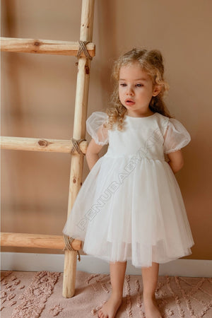 Weißes, kurzes Baby-Mädchenkleid mit Ballonärmeln und Tülldetails - Cinderella