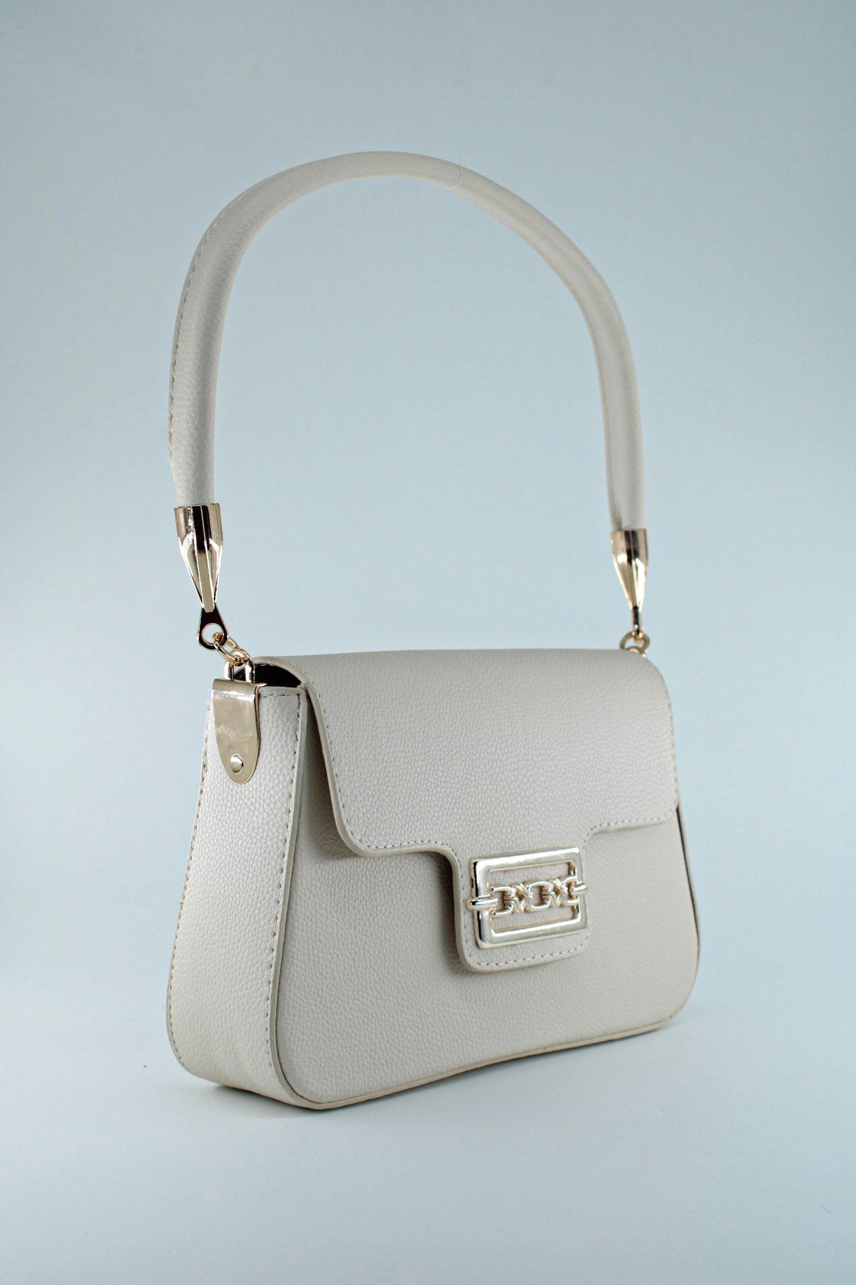 Women'S Textured Magnet Clamshell Lined Hand And Sleeve Bag