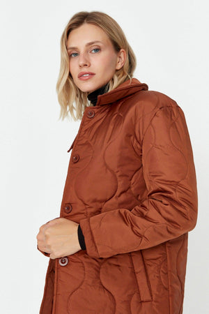 Brown Buttoned Quilted Coat TWOSS21MO0064 - Swordslife