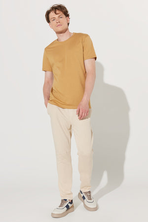Men'S Mustard Slim Fit Slim Fit 100% Cotton Crew Neck Short Sleeved T-Shirt