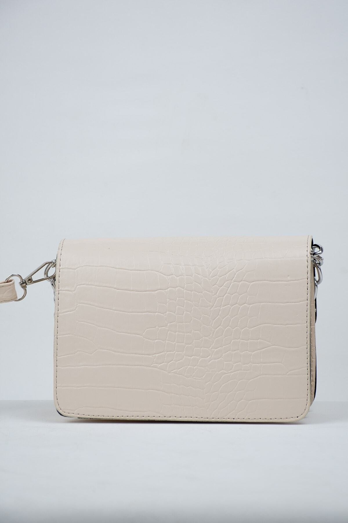 Cremefarbene Clutch mit Krokodilmuster für Damen, Baguette-Tasche mit Kettenriemen