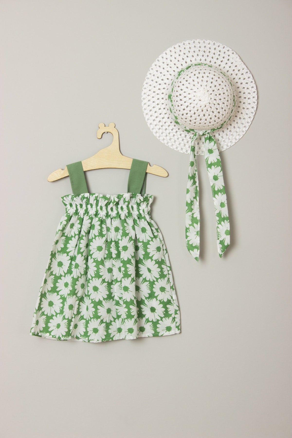 Kleid mit Blumenmuster und Schleife – Neue Saison