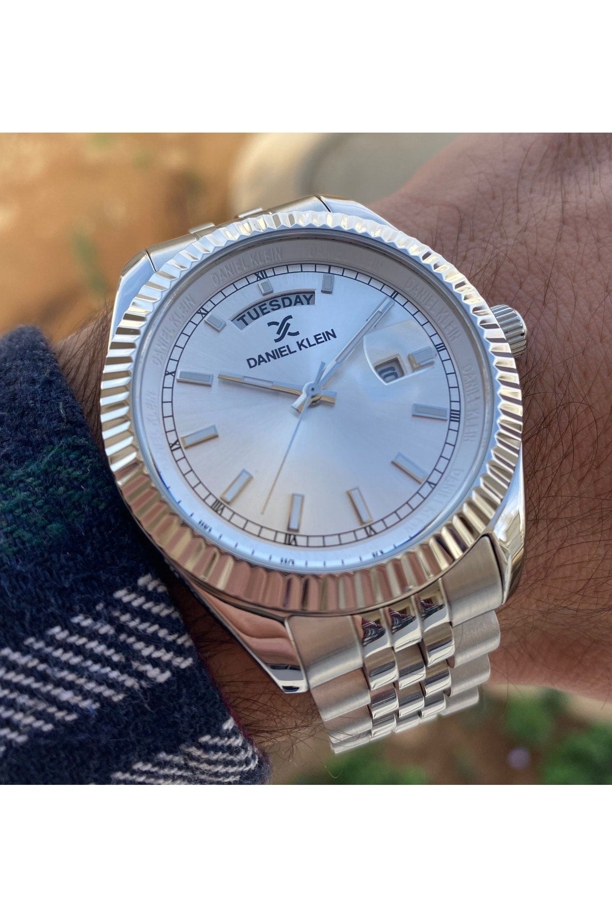 Herrenarmbanduhr der neuen Saison