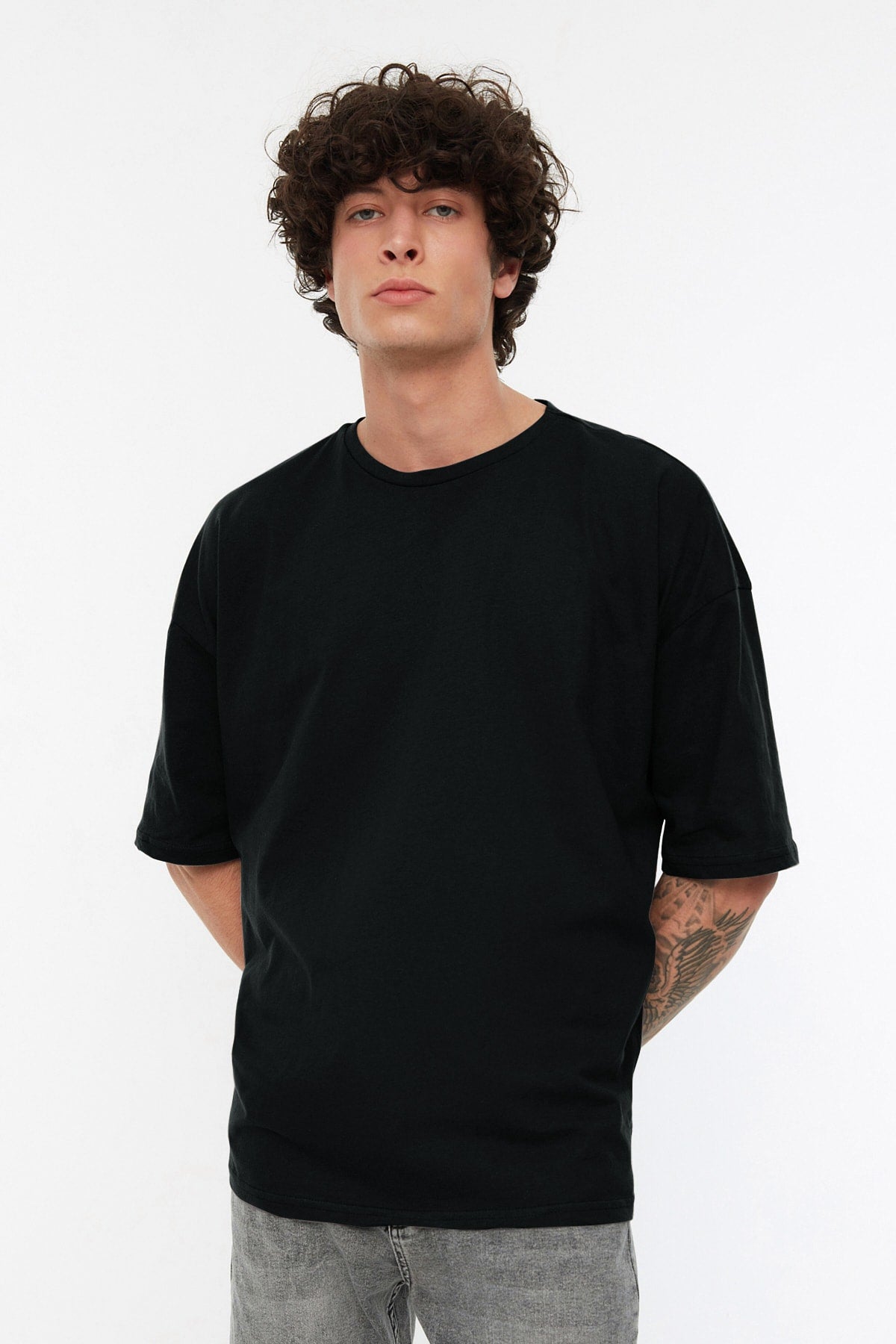Black Men's Basic 100% Cotton Crew Neck Oversize Short Sleeve T-Shirt