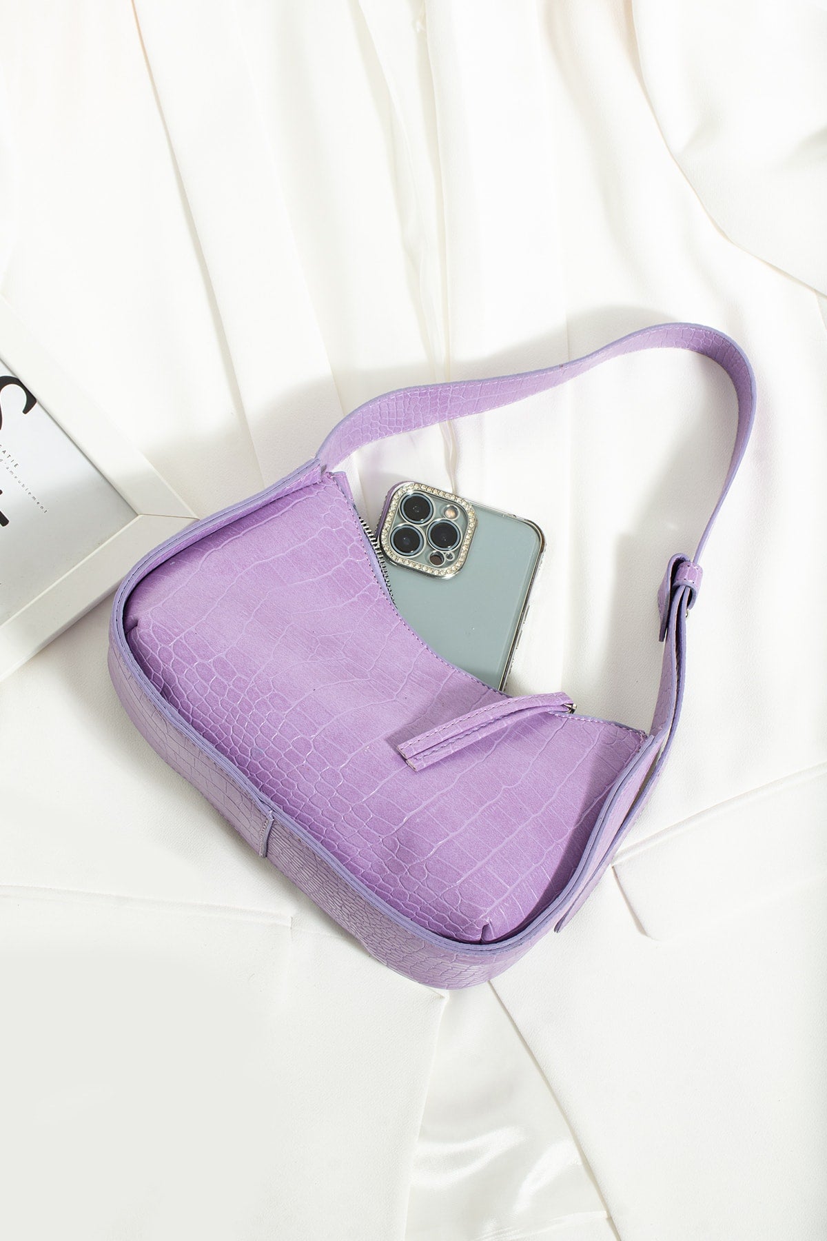 Women'S Crocodile Baguette Bag