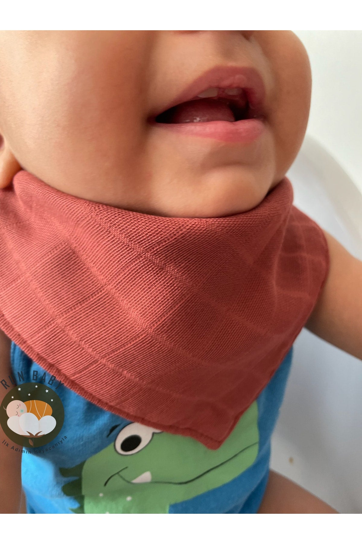 (12 PCS) Run Baby 100% Organic Cotton Double Layer Muslin Fabric With Two Snaps Baby Drooling Bib & Scarf
