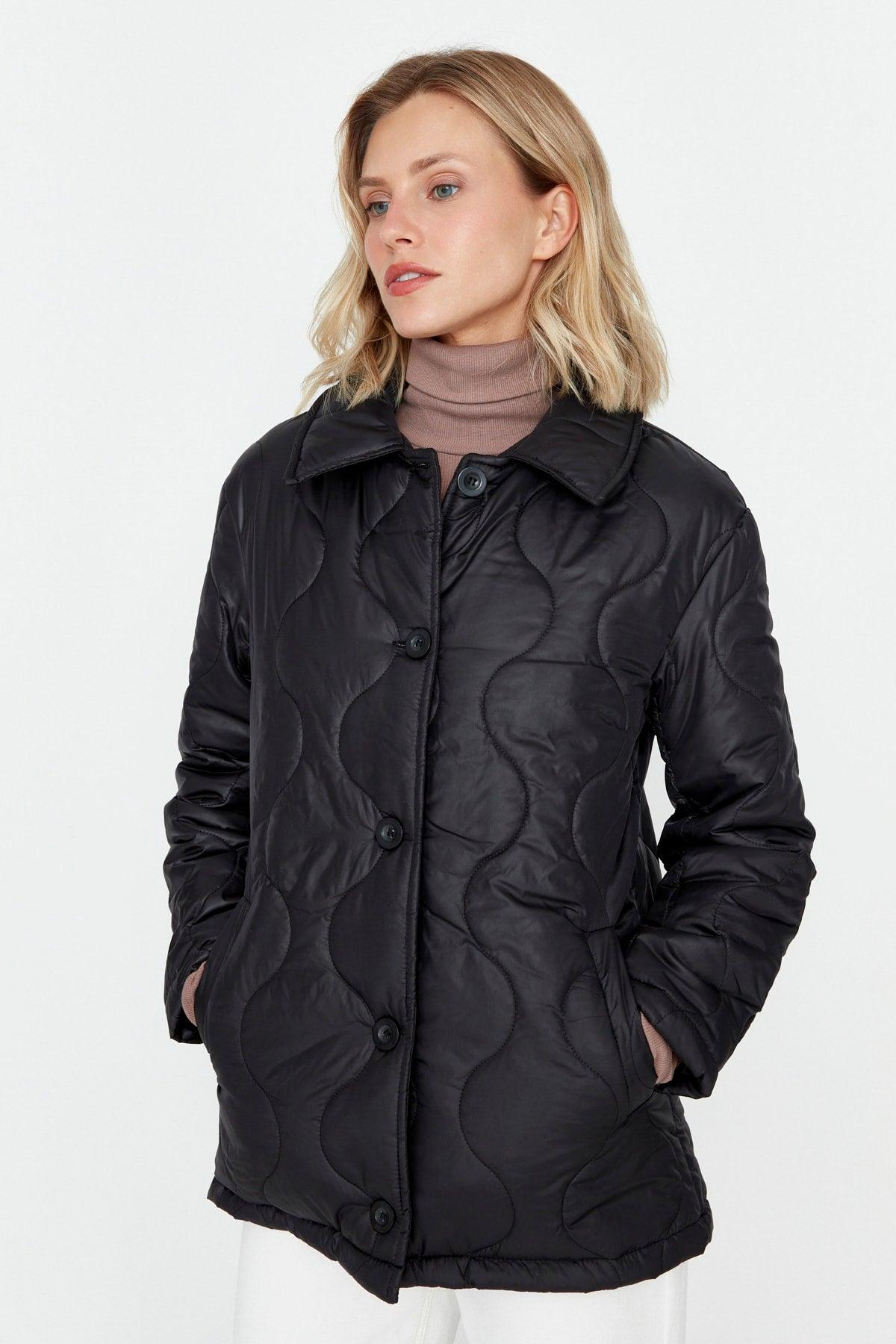 Black Buttoned Quilted Coat TWOSS21MO0064 - Swordslife