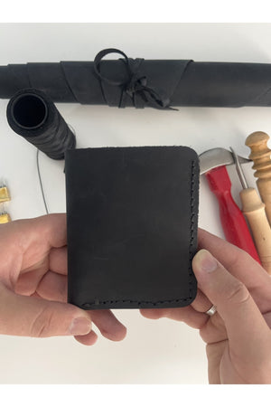 Geldbörse aus echtem Leder mit Karten- und Bargeldfach – personalisierter Namensdruck (Schlüsselanhänger-Geschenk)