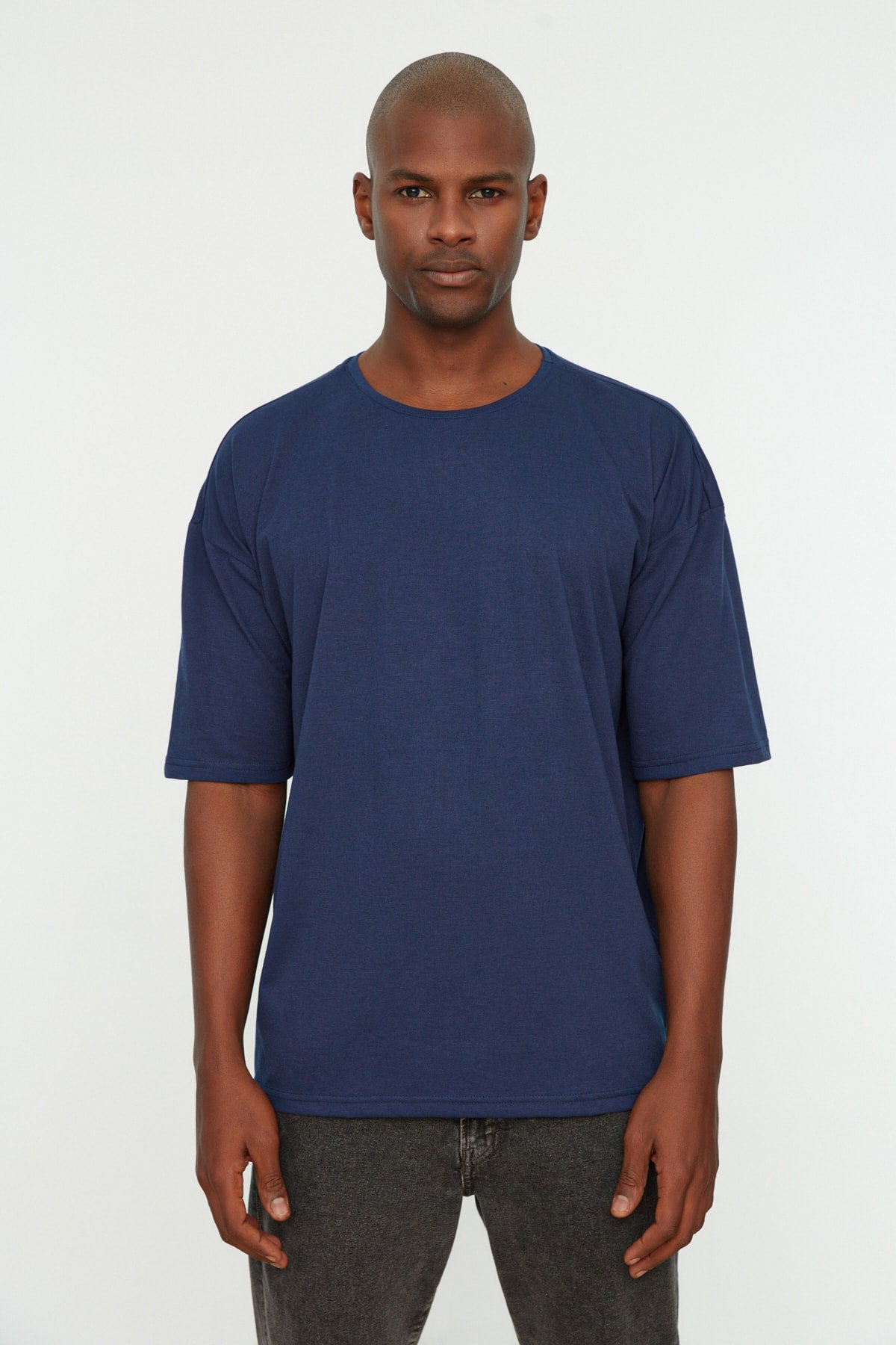 Navy Blue Men's Basic Oversize Crew Neck Short Sleeved T-Shirt TMNSS22TS0317