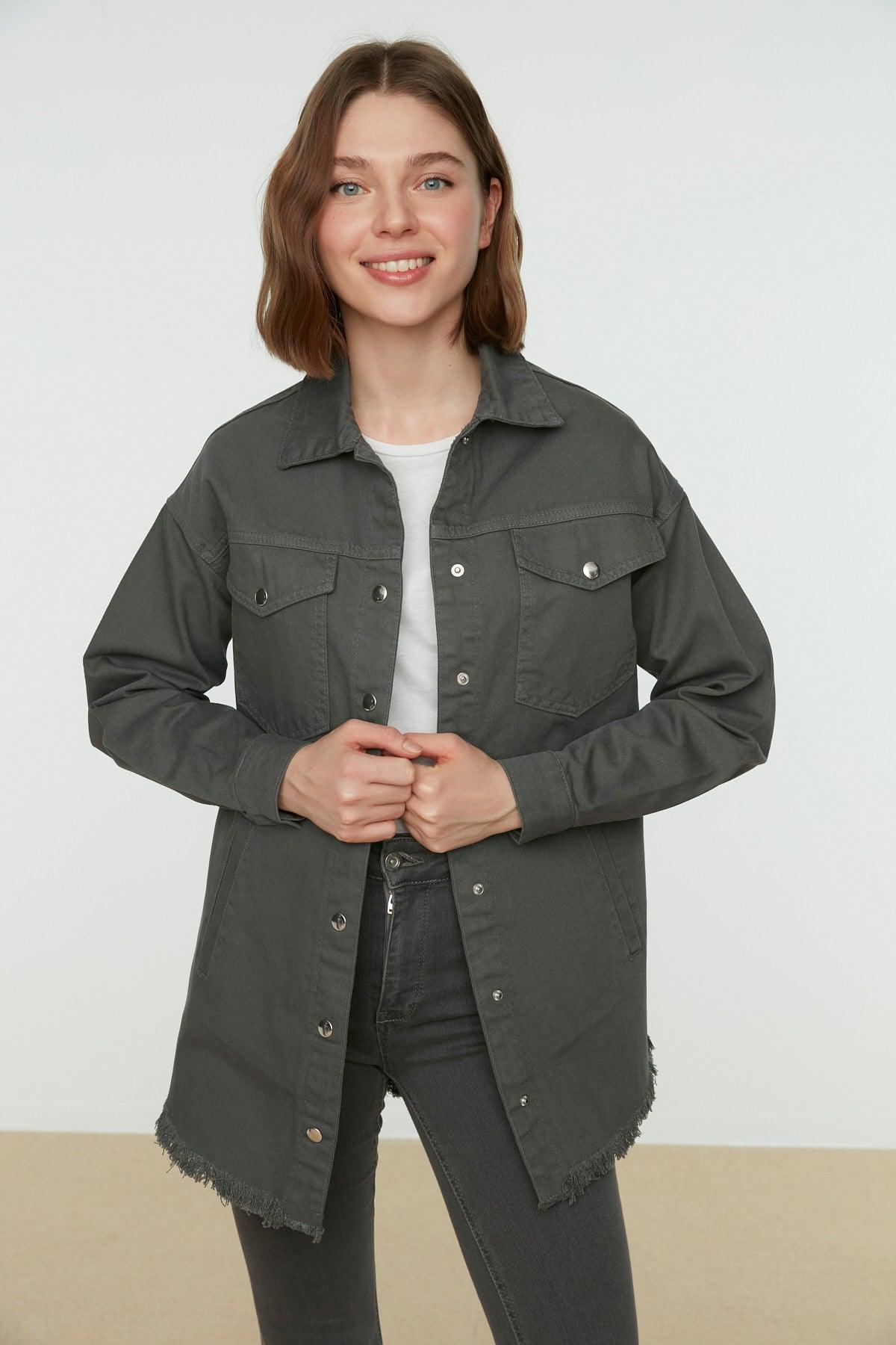 Gray Shirt Collar Denim Jacket TCTSS21CE0398 - Swordslife