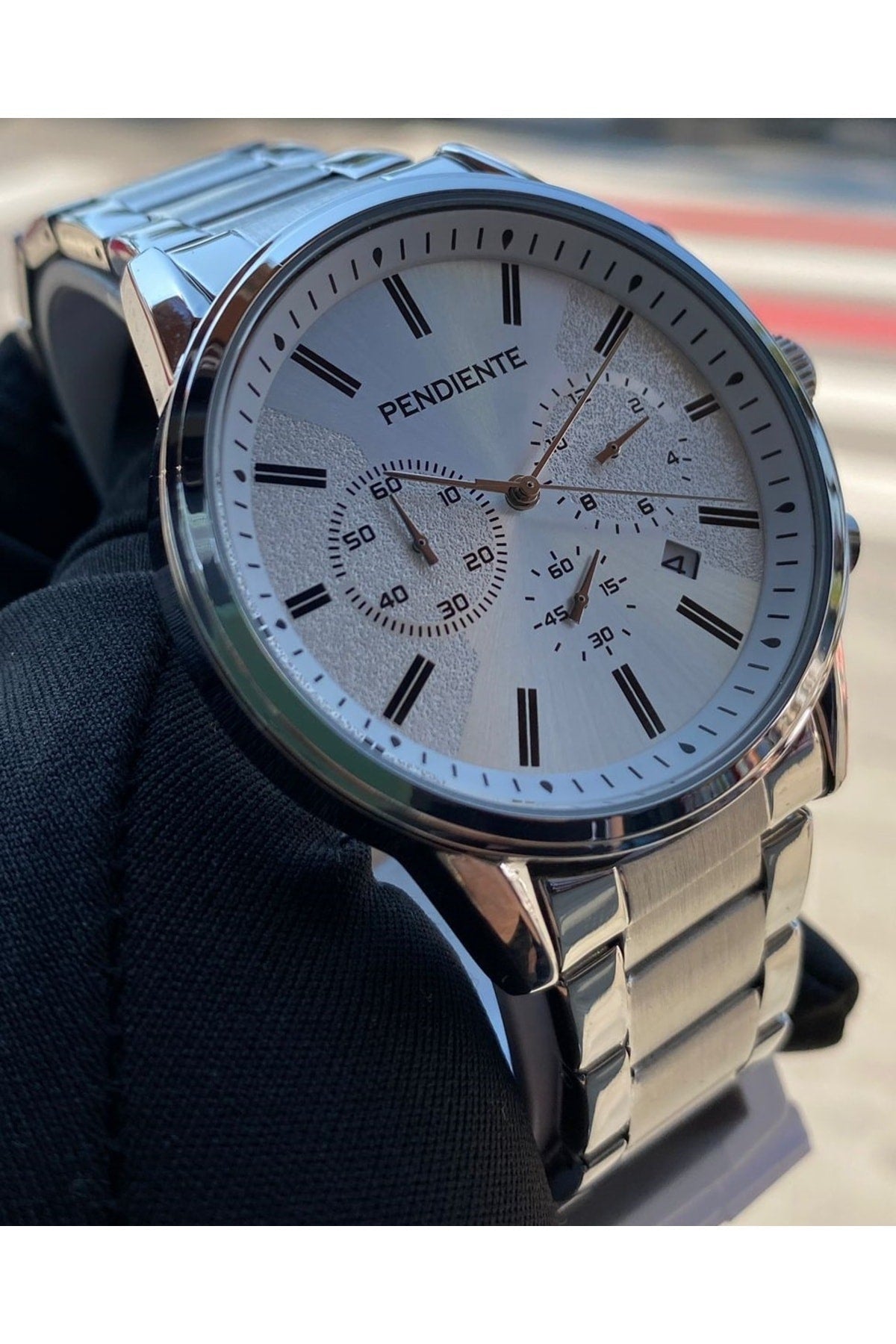 Silberne Herrenarmbanduhr 3 ATM wasserdicht Edelstahl Maschine garantiert