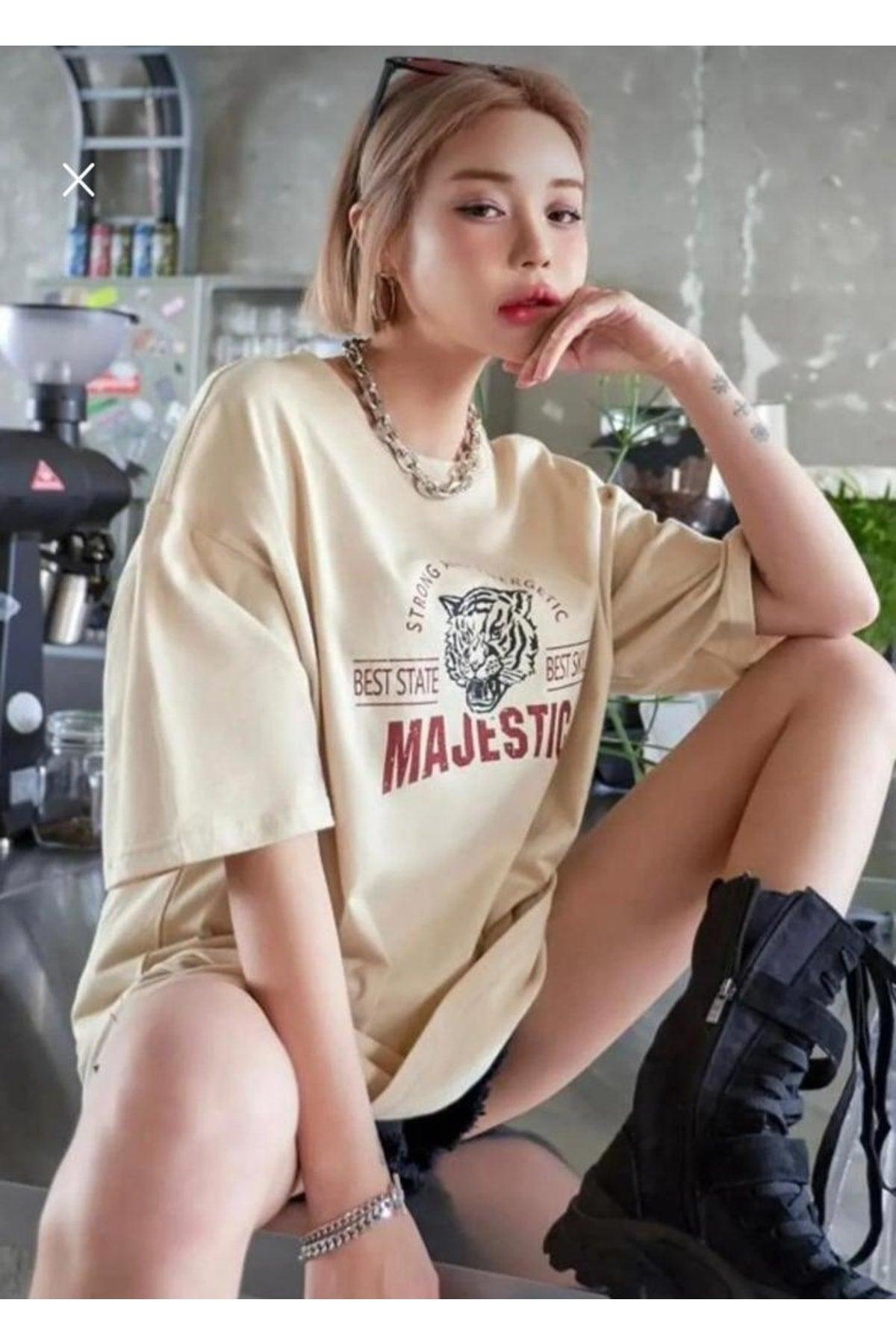 Women's Majestic Strong Printed Oversize T-shirt - Swordslife