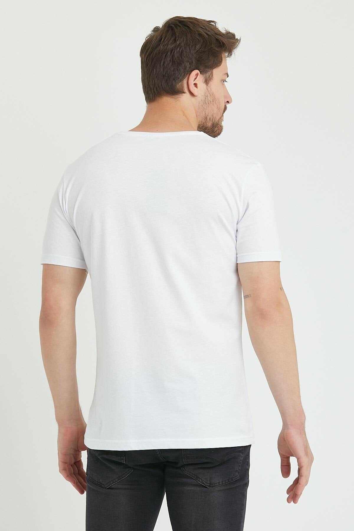 Weißes Herren-T-Shirt aus Baumwolle mit normalem Rundhalsausschnitt und bequemer Passform
