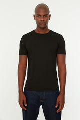 Black Men's Basic Slim Crew Neck Short Sleeved T-Shirt TMNSS22TS0270