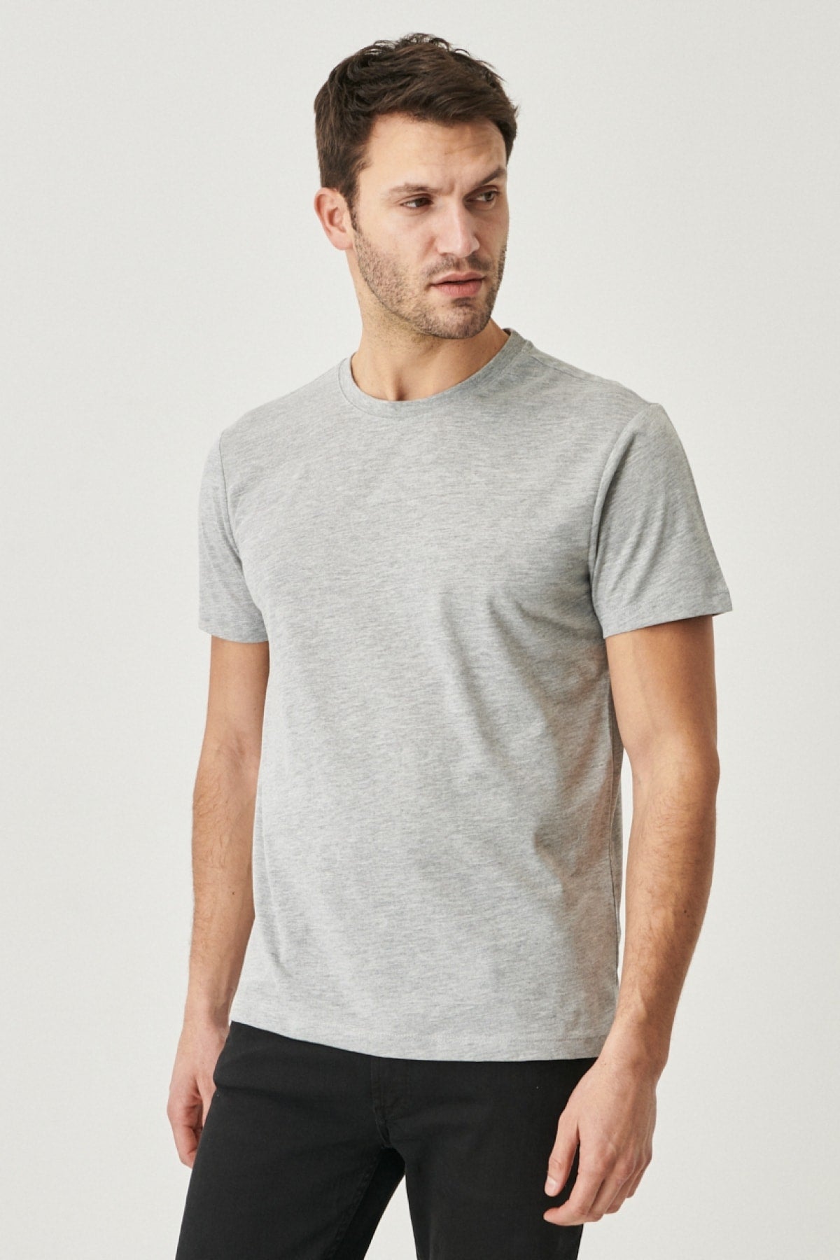 Men's Gray Melange Cotton Slim Fit Slim Fit Crew Neck Short Sleeved T-Shirt