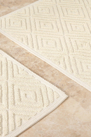 Kelly Esta Cream Mop Set - Swordslife