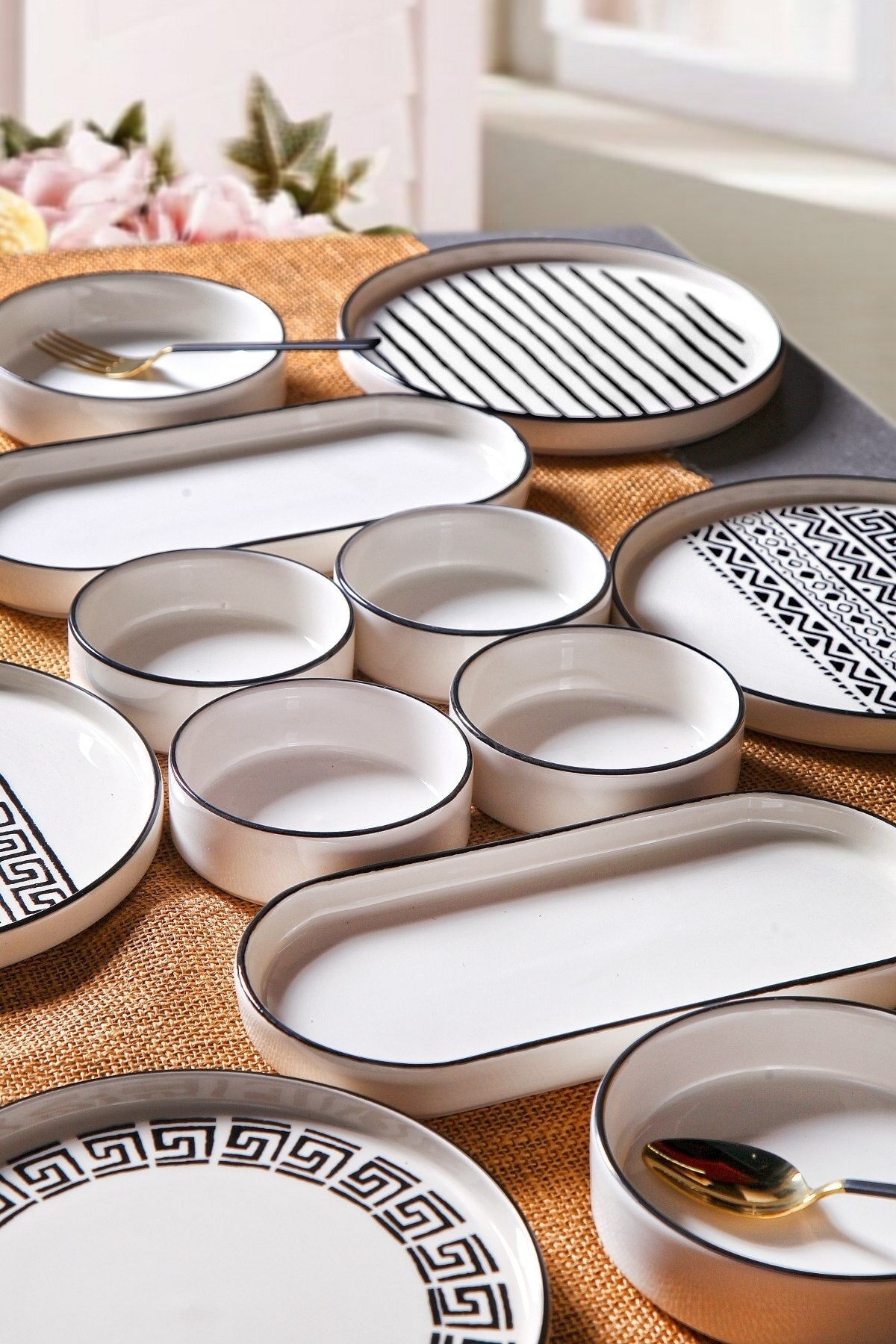14-teiliges stapelbares Sio Savior Frühstücksset für 6 Personen – Luxuriöses Frühstücks-Servierset mit Tellern