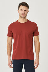 Men's Claret Red 100% Cotton Slim Fit Slim Fit Crew Neck Short Sleeved T-Shirt