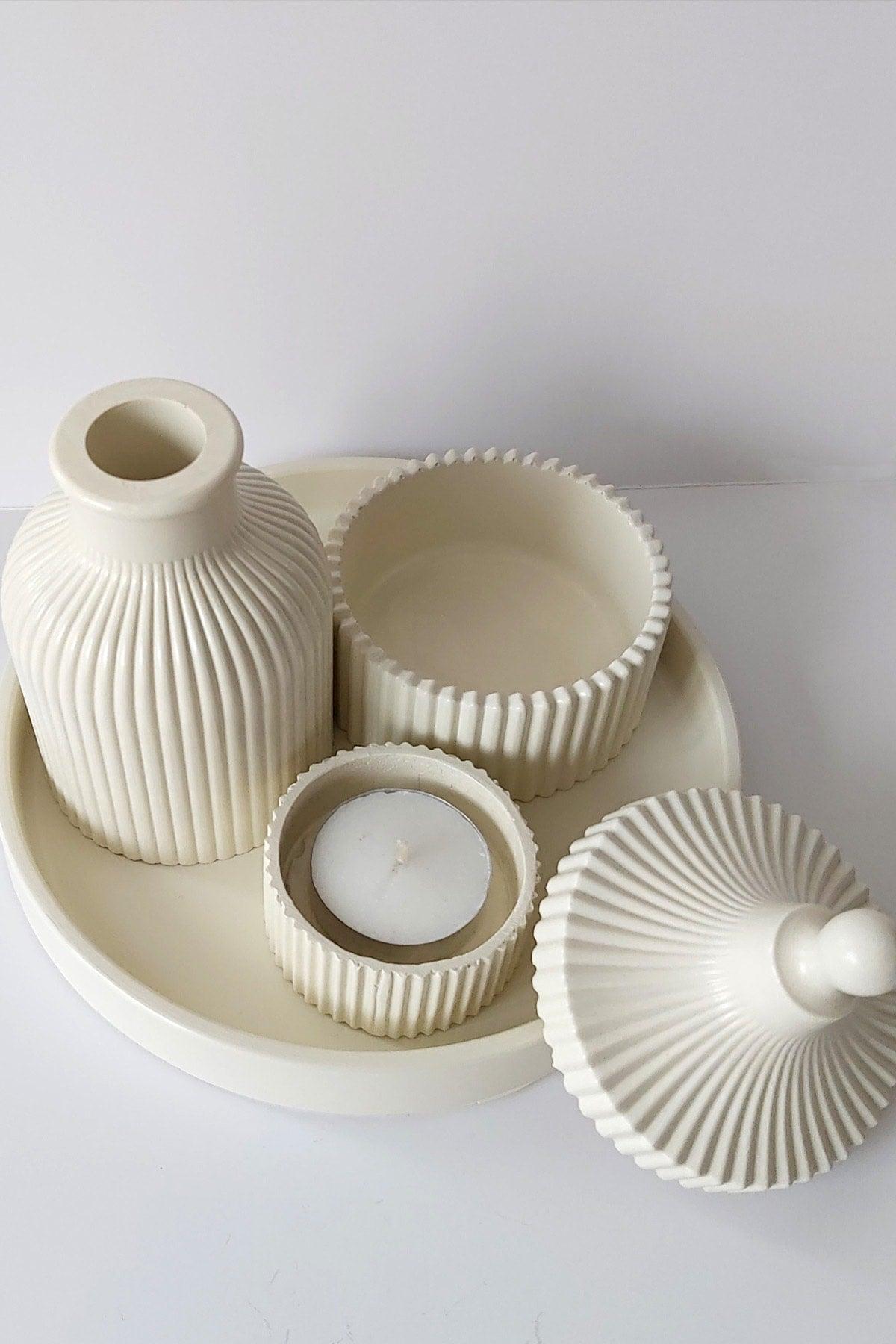 Decoration Set with Mini Cream Vase, Round Tray, and Elegant Box with Lid - Swordslife