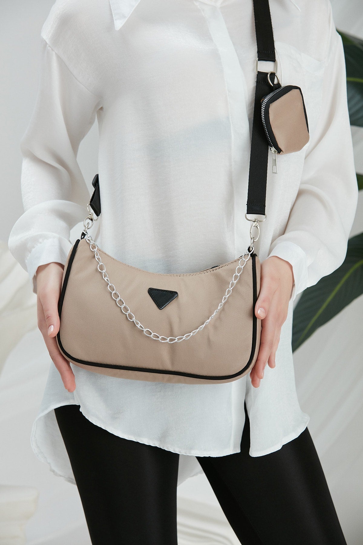 Mink U6 Women's Cross Shoulder Bag With Chain Strap Detailed And Adjustable Strap Wallet B:12 E:27 G: