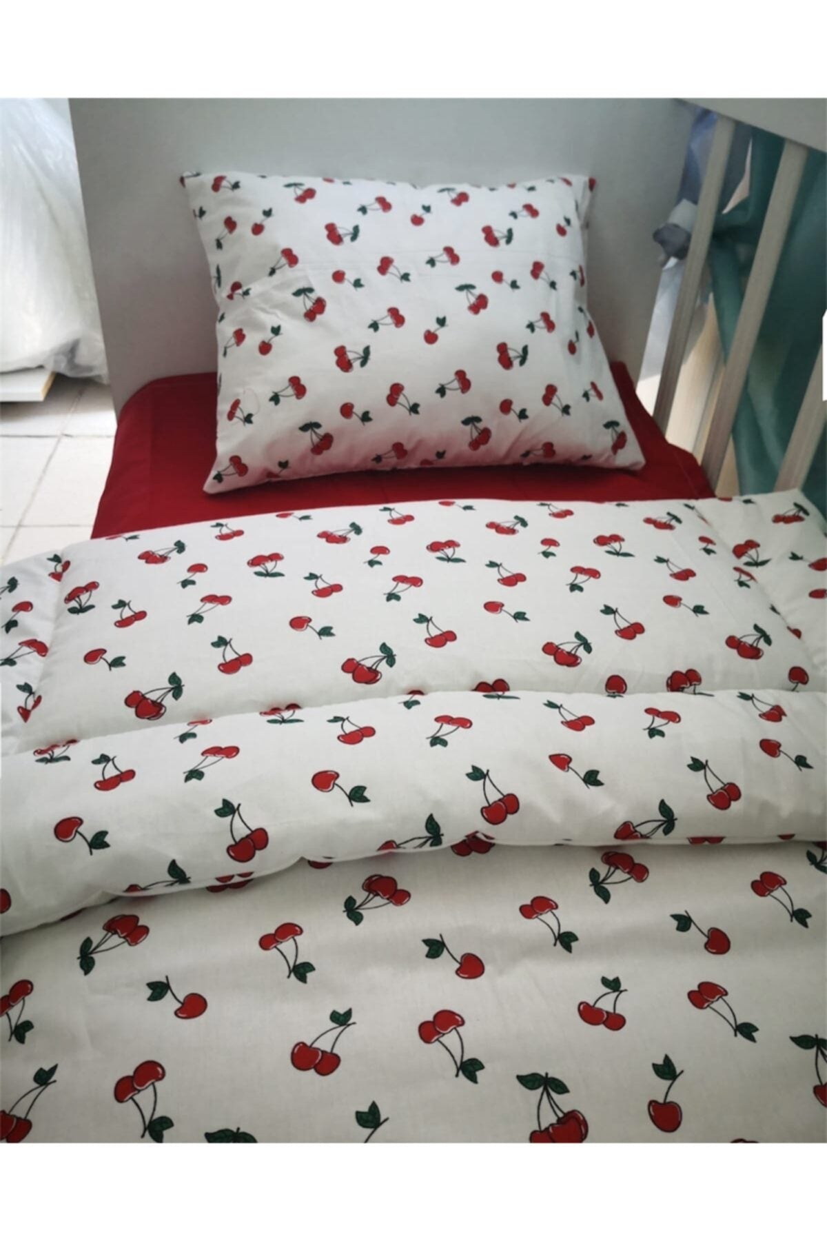 Baby Girl Cherry Red Cotton Duvet Cover Set 100X150