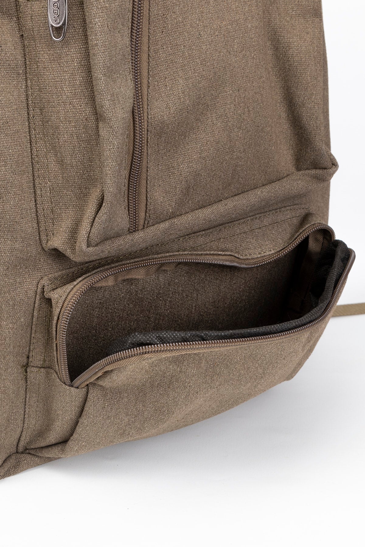 17 Zoll Canvas-Tages- und Bergsteigerrucksack mit mehreren Fächern und Laptopfach