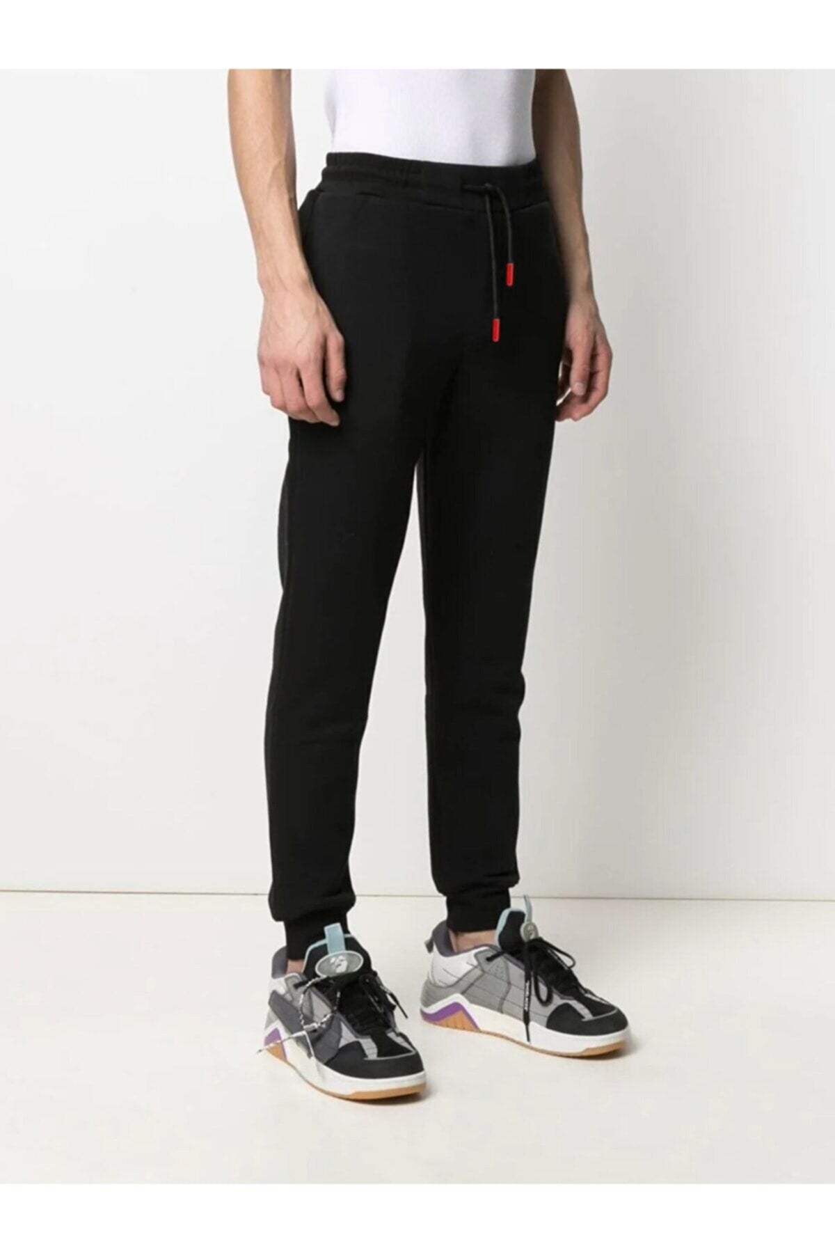 Herren Sommer Jogginghose Slim Fit Jogger Schwarz Baumwollstoff
