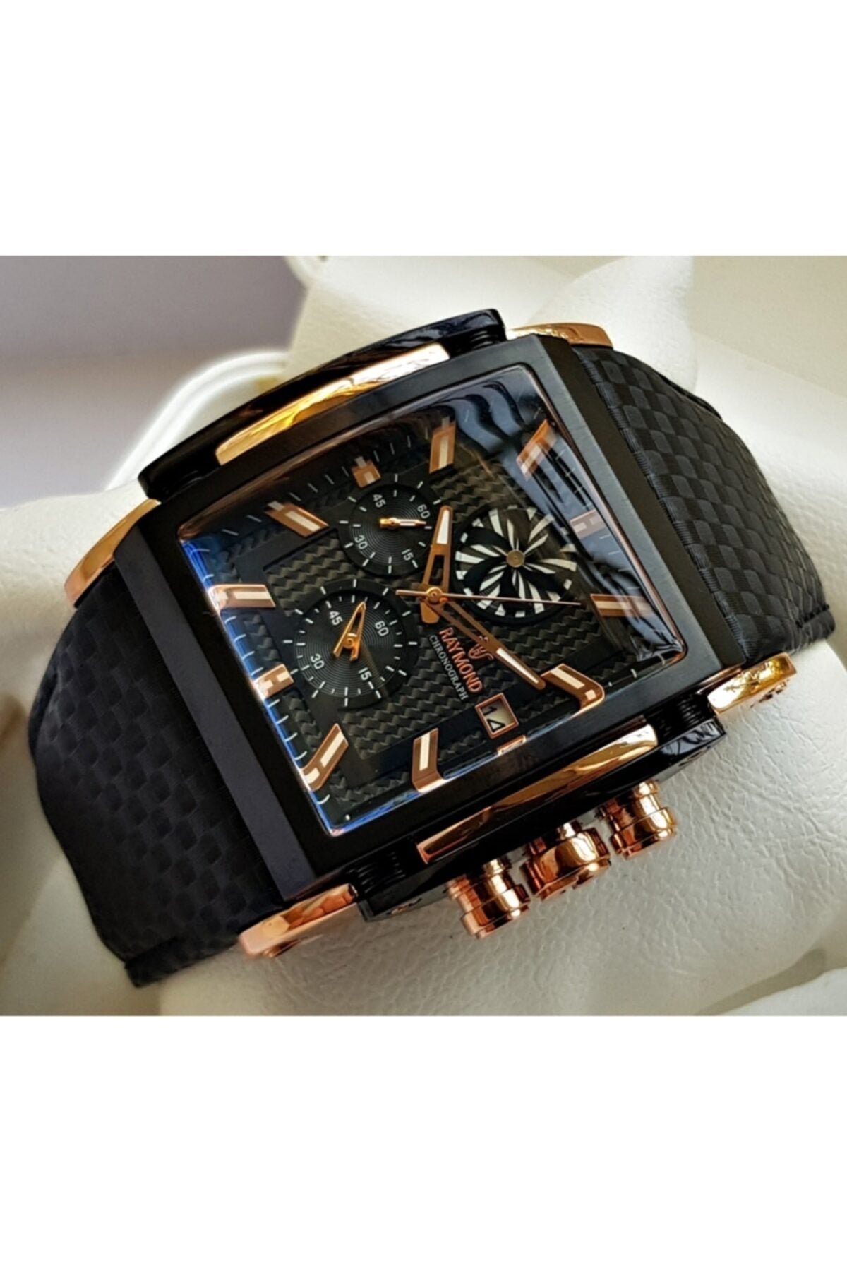Swiss 8309 Black Men's Wristwatch