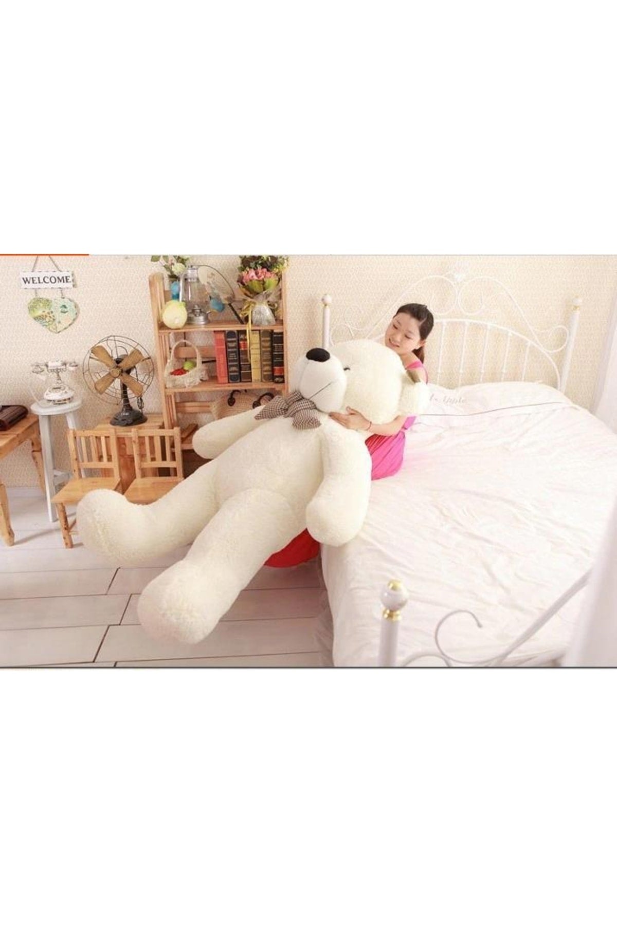 90 cm bunter Plüsch-Teddybär mit Fliege – 100 % inländisch