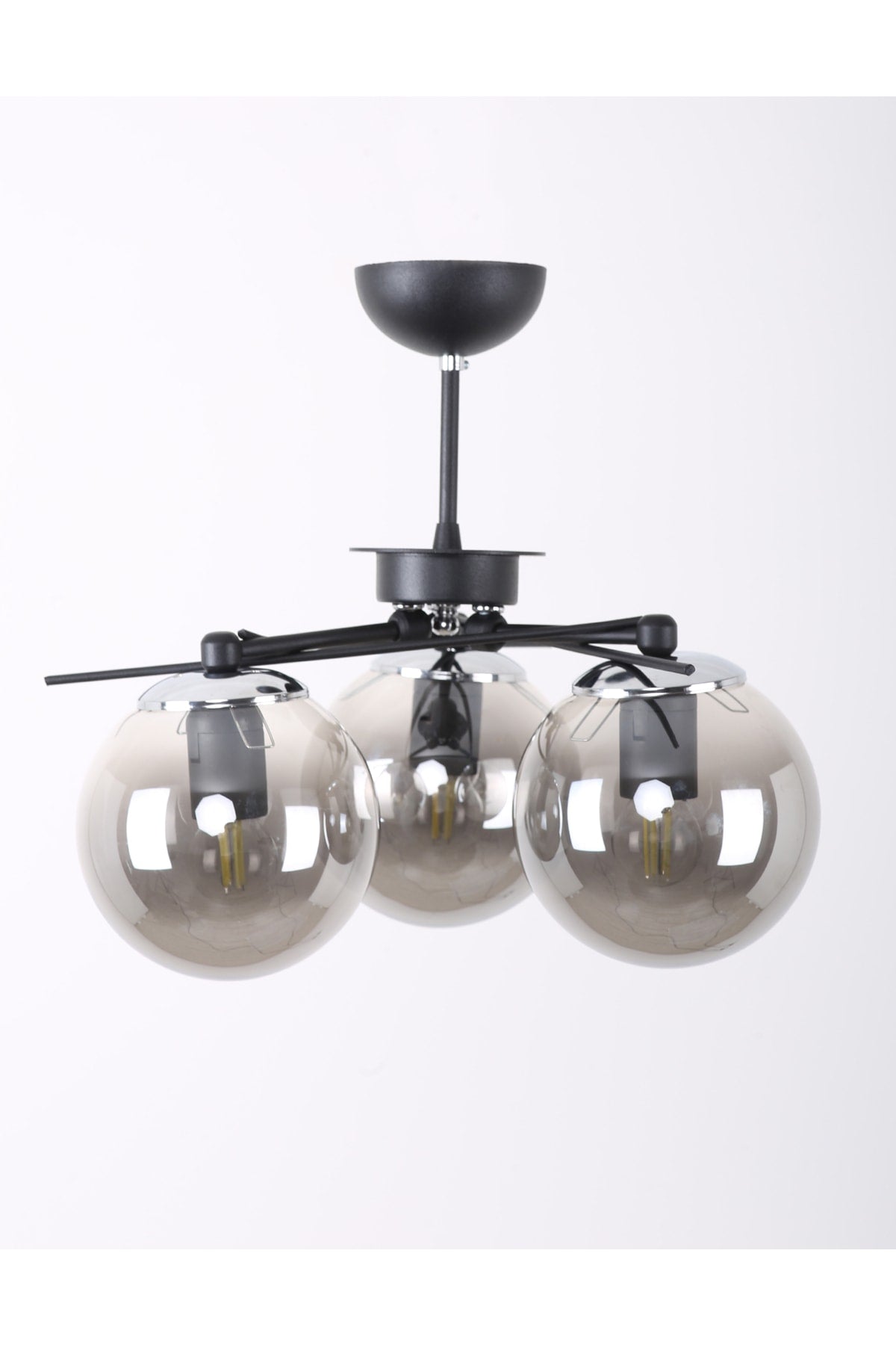 Dreieckiger Kronleuchter aus schwarzem Chrom mit 3 Rauchgläsern