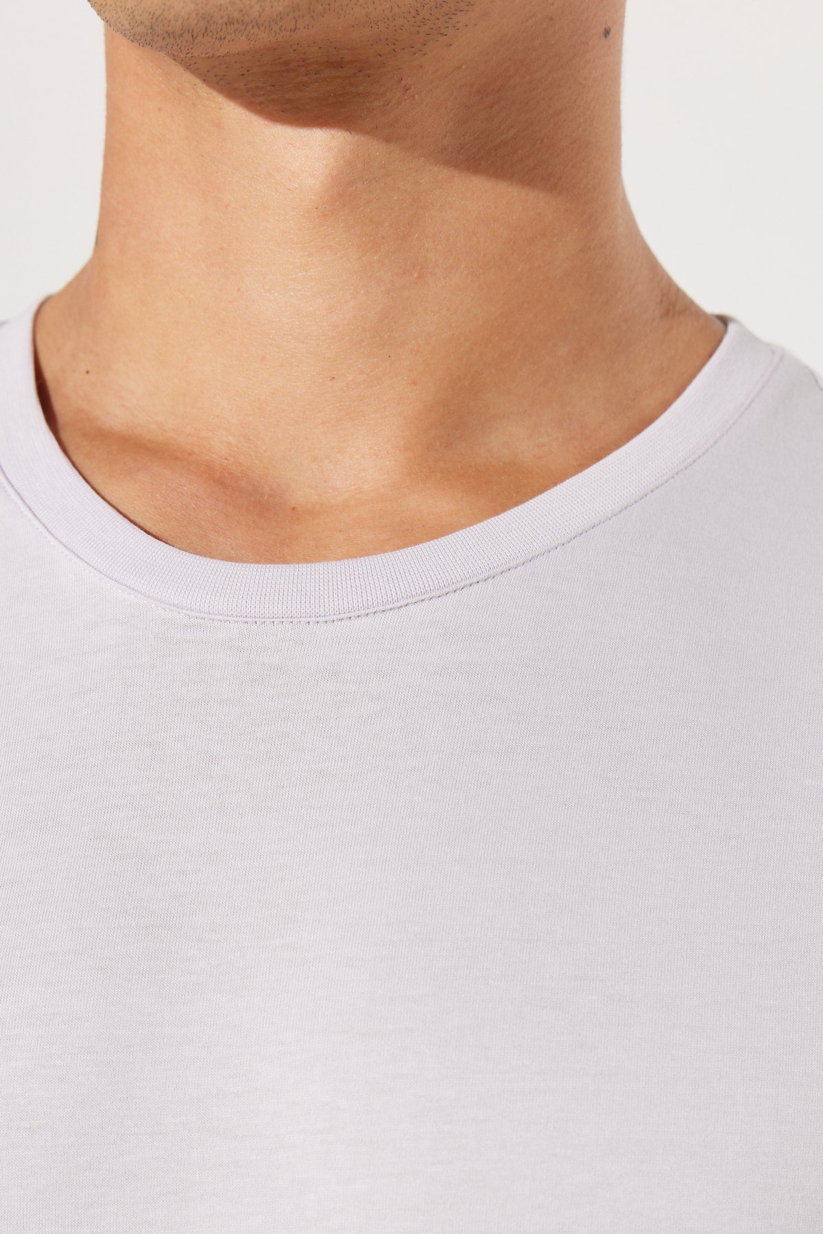  Мужская сиреневая облегающая футболка Slim Fit из 100% хлопка с круглым вырезом и короткими рукавами