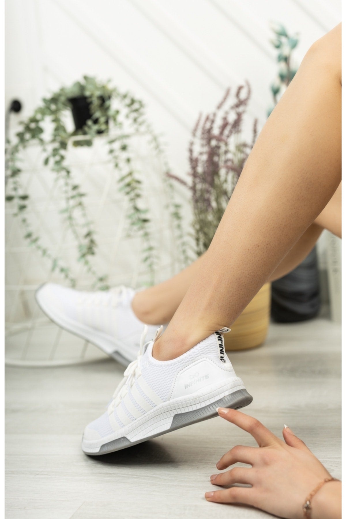 White - Unisex Summer Sneaker Shoes