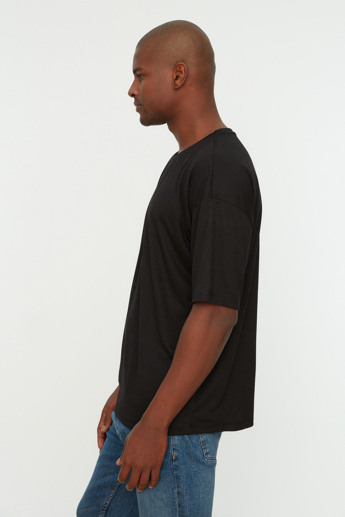 Black Men'S Basic Oversize Crew Neck Short Sleeve T-Shirt Tmnss22Ts0300
