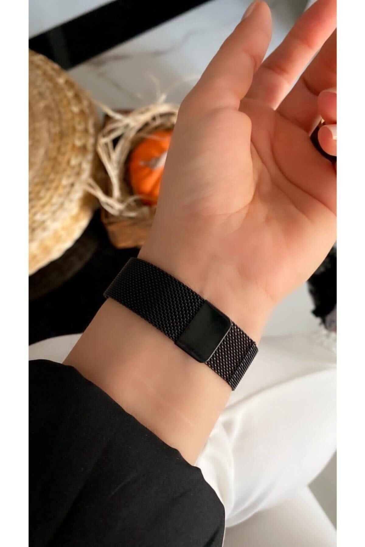 Unisex-Armbanduhr aus Stahl mit digitaler Anzeige