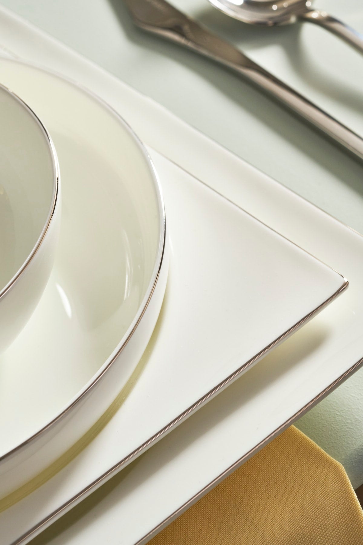 Fine Pearl Extra Nish 62 Pieces Dinnerware Set For 12 People Platinum