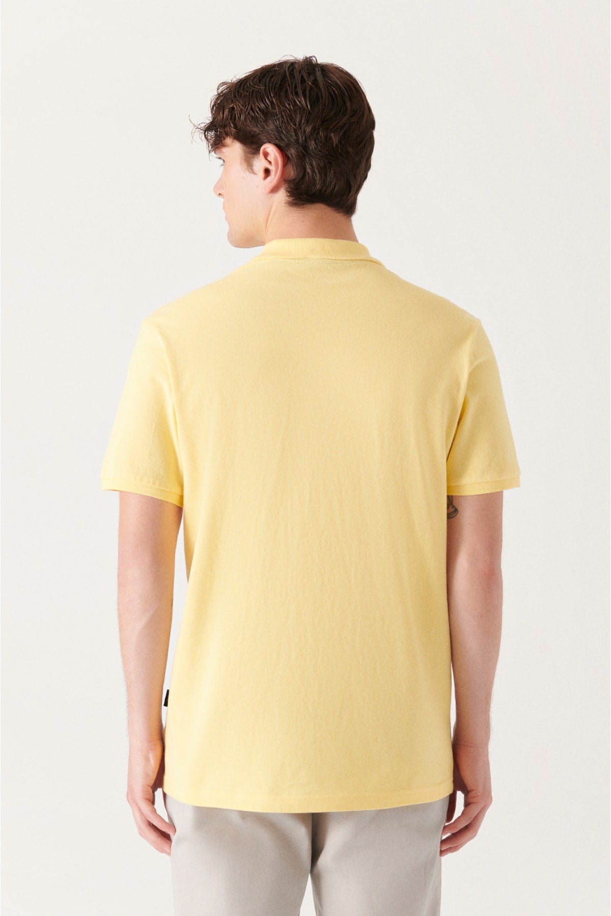  Мужская желтая дышащая футболка стандартного кроя из 100 % хлопка с воротником-поло стандартного кроя E001004