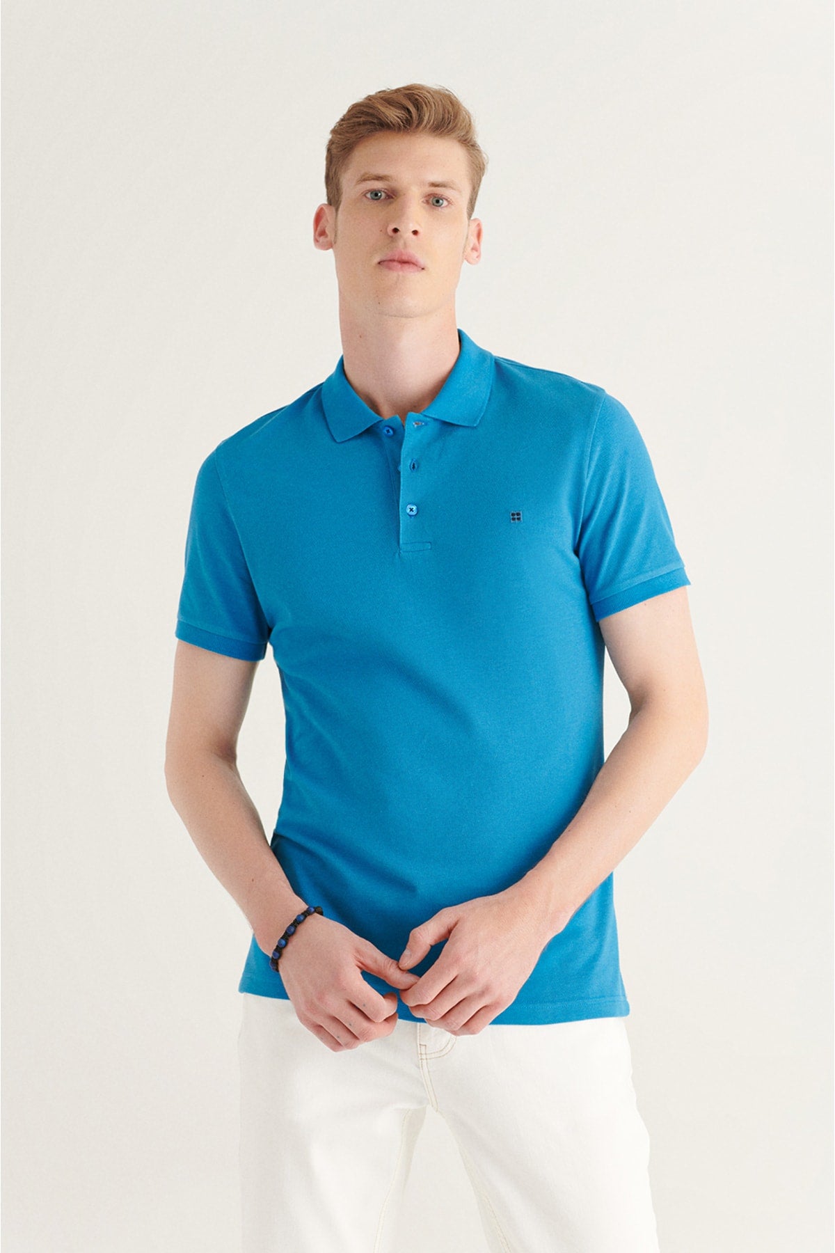  Мужская темно-синяя дышащая футболка из 100 % хлопка стандартного кроя с воротником-поло стандартного кроя E001004