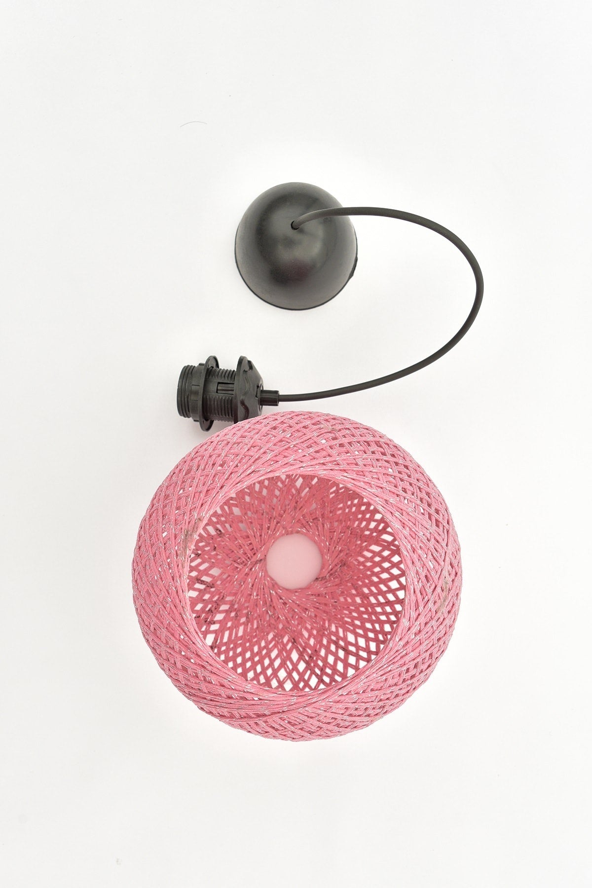 Balle Pink Pendelleuchte Kugelleuchter Schwarzes Kabel