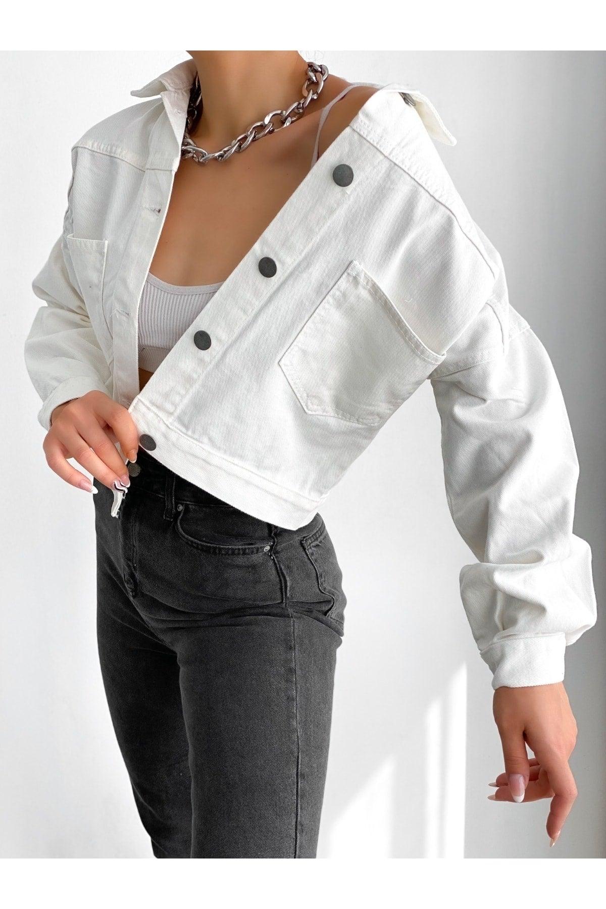 White Women's Oversize Crop Denim Jacket Zyn-58080 - Swordslife
