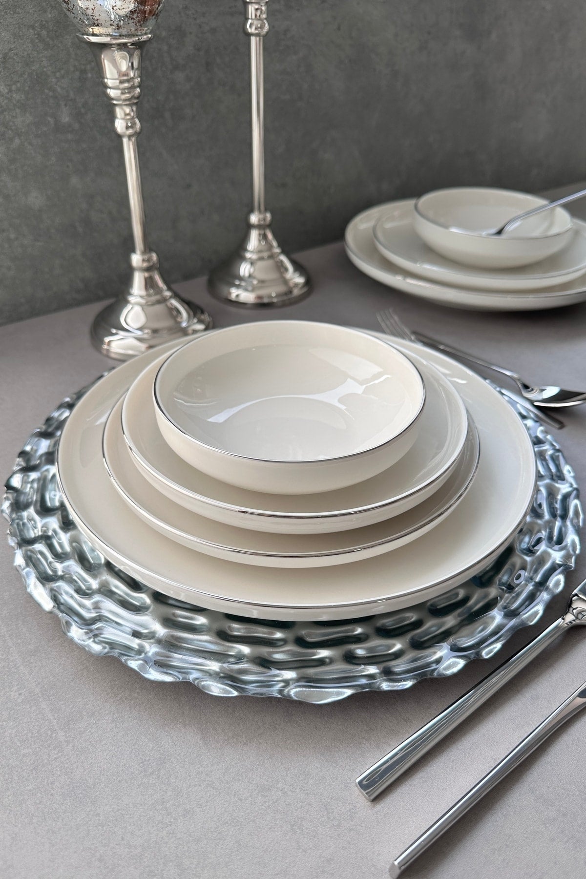 Modernes Silber-Platin-Essgeschirr, 24-teilig, für 6 Personen