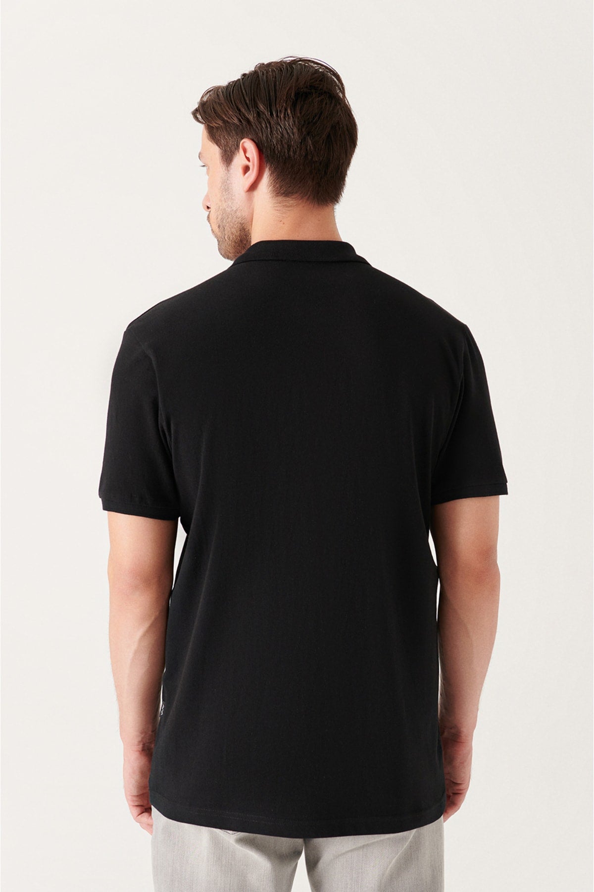 Мужская черная дышащая футболка стандартного кроя из 100 % хлопка с воротником-поло стандартного кроя E001004