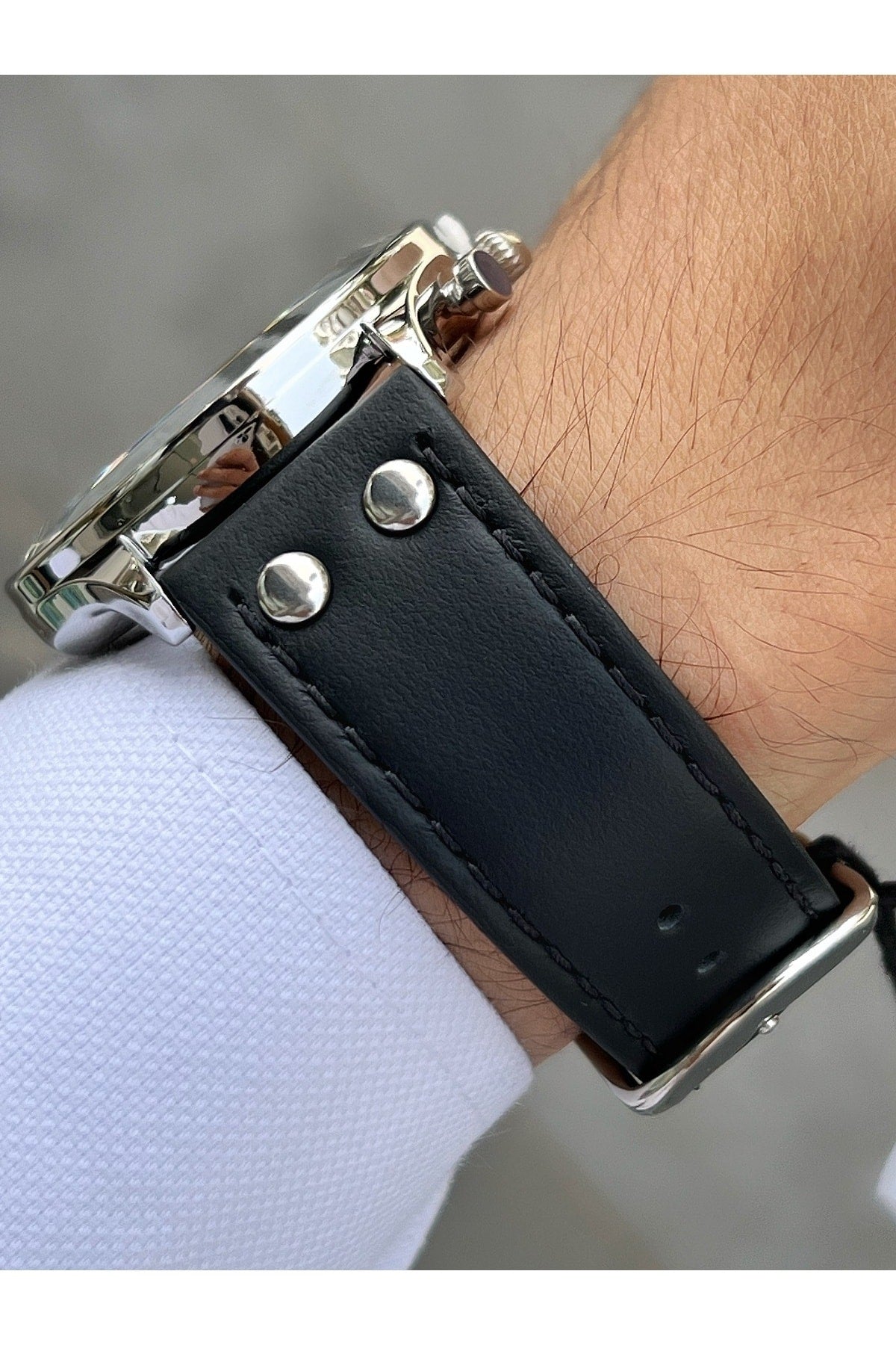 Functions Of Active Black Color 3 Atm Waterproof Leather Band Men'S Wristwatch