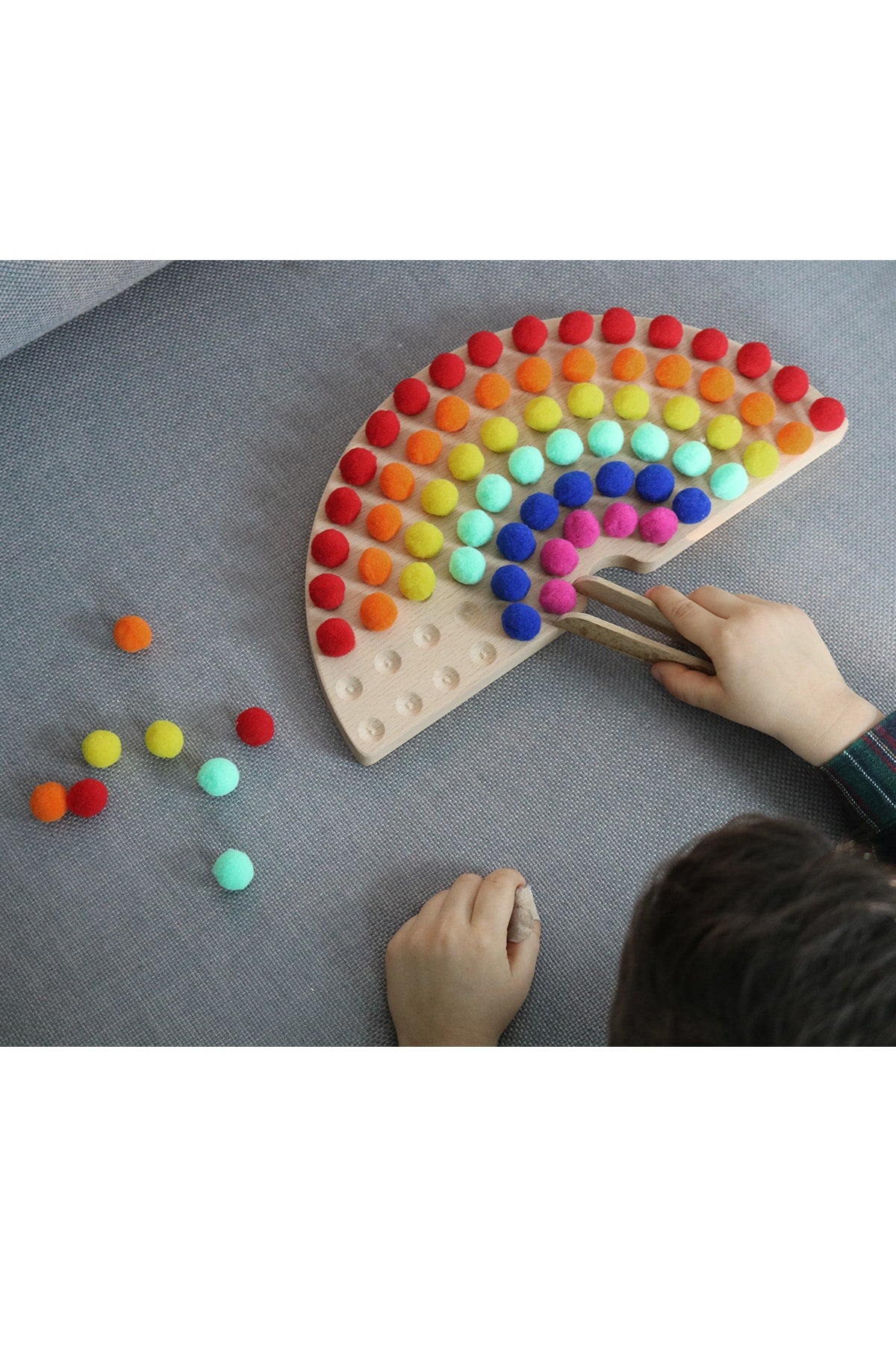 Montessori Educational Wooden Toy – Wooden Rainbow And Colorful Felt Balls