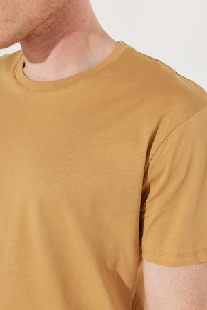 Men'S Mustard Slim Fit Slim Fit 100% Cotton Crew Neck Short Sleeved T-Shirt