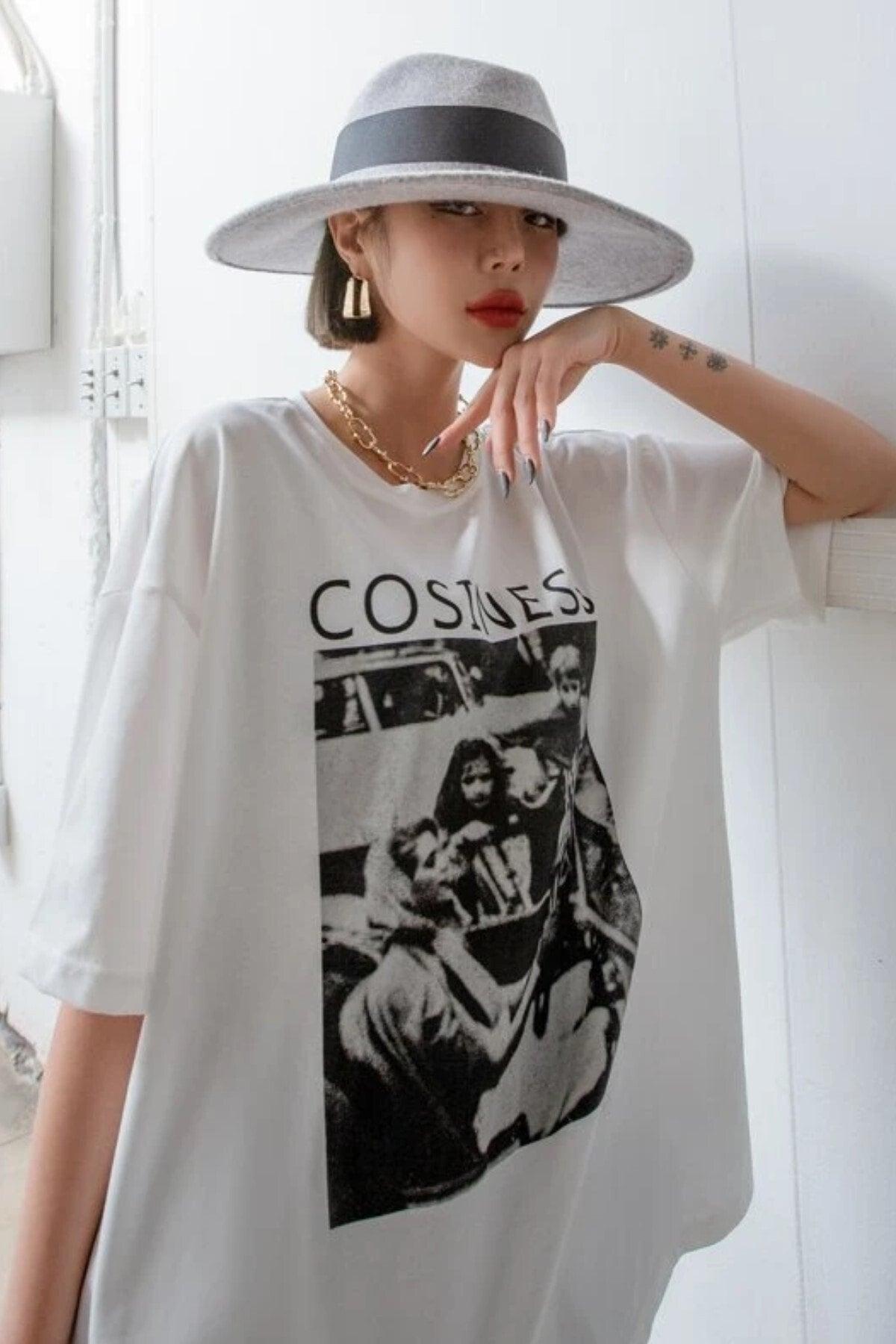 Women's White Cosiness Printed Oversize T-shirt - Swordslife