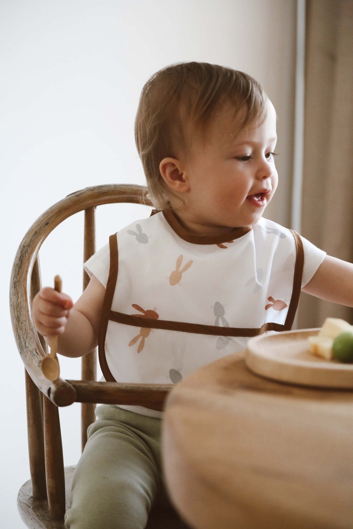 Pairs of Liquid Proof Bib (6-36 Months)