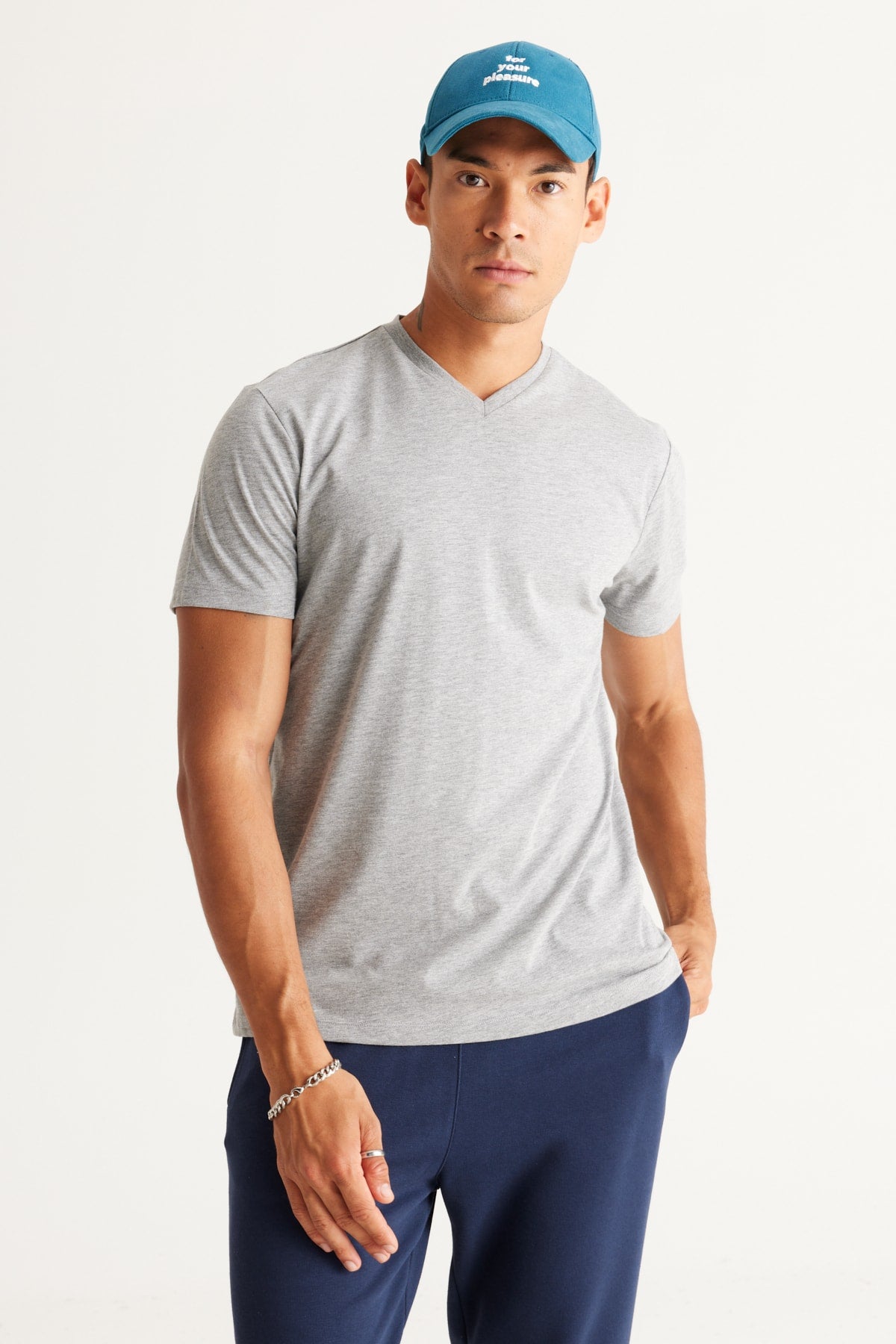 Men's Dark Gray Melange Cotton Slim Fit Slim Fit V-Neck Short Sleeved T-Shirt