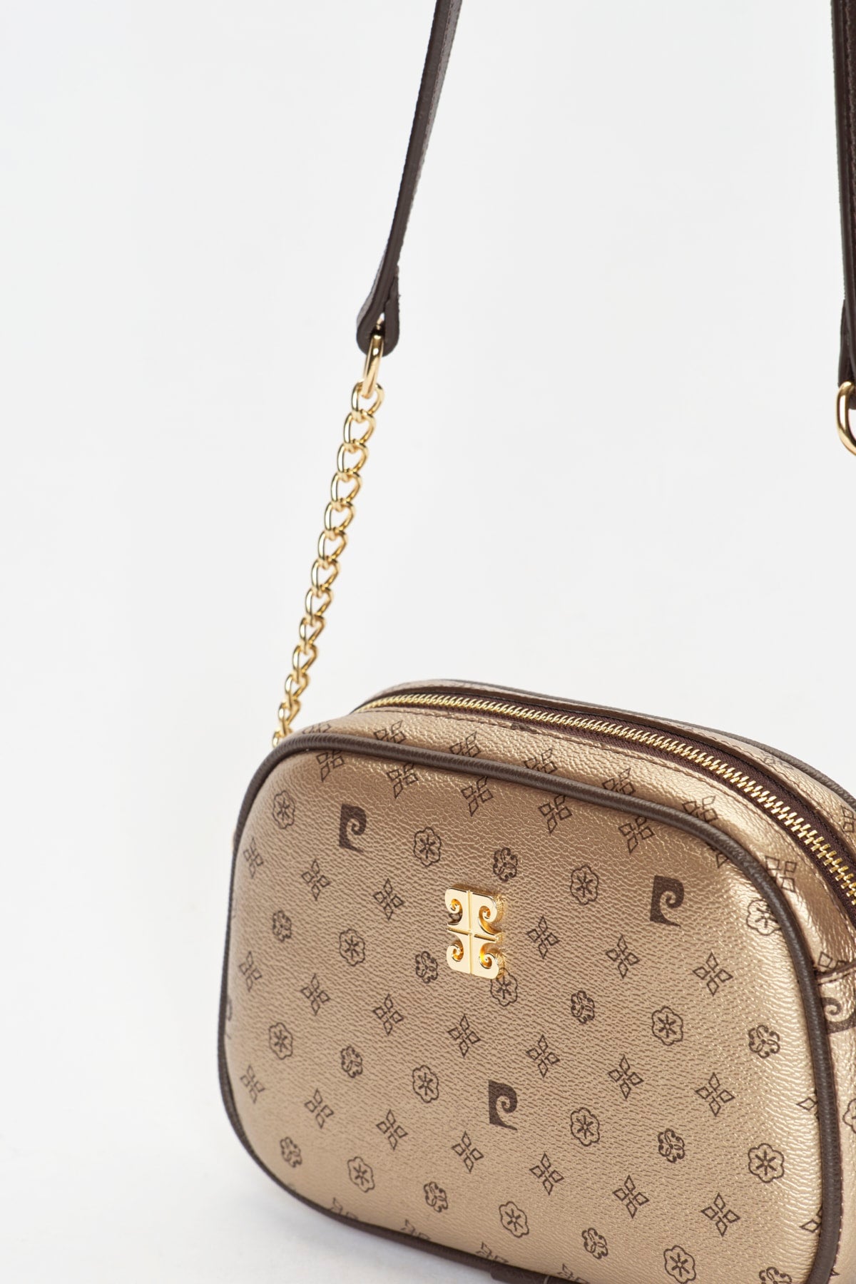 Gold Monogram Women's Shoulder Bag 05PO22Y1543