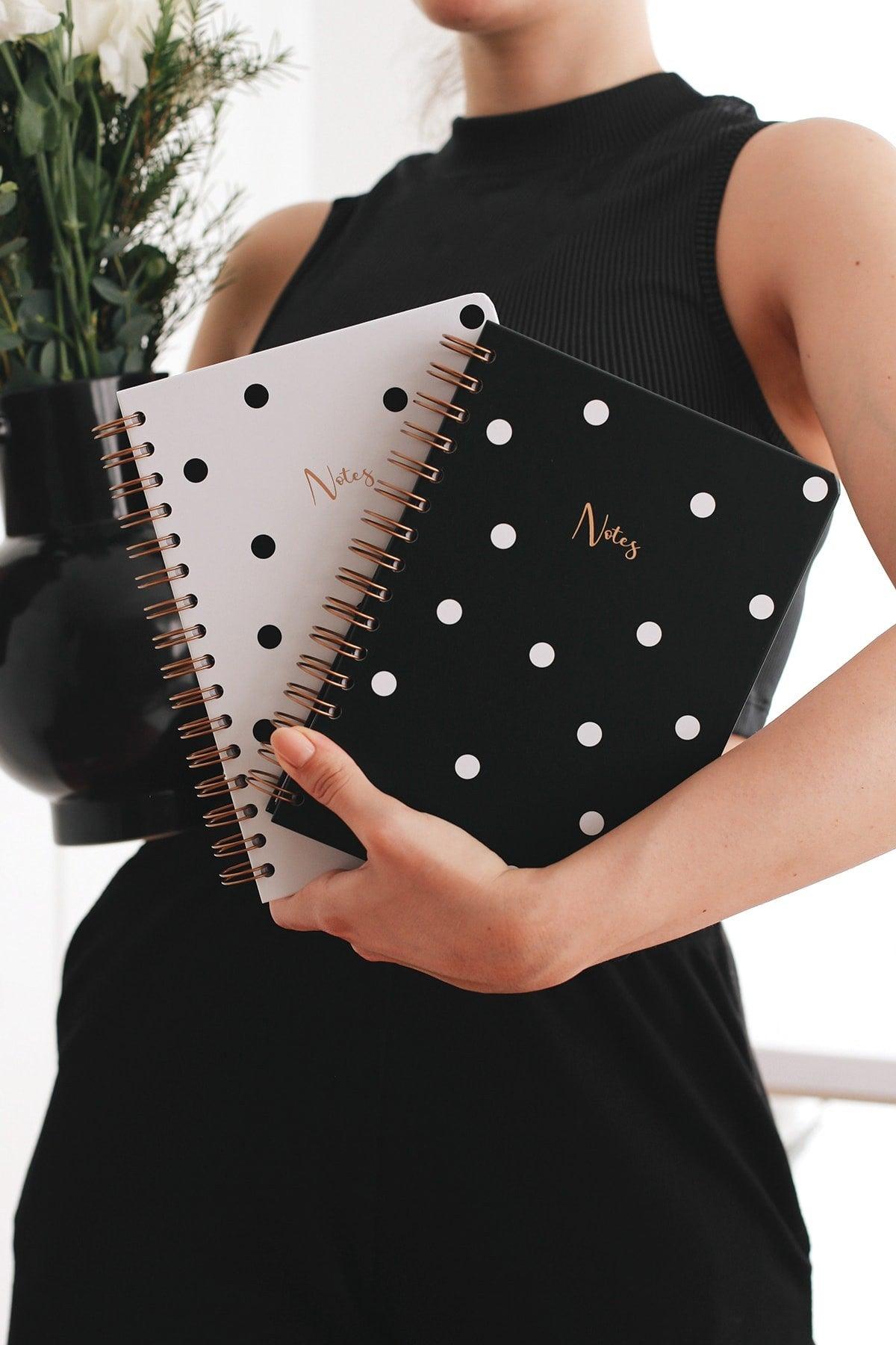 A5 15x21 Cm Spiral Dotted Undated Note