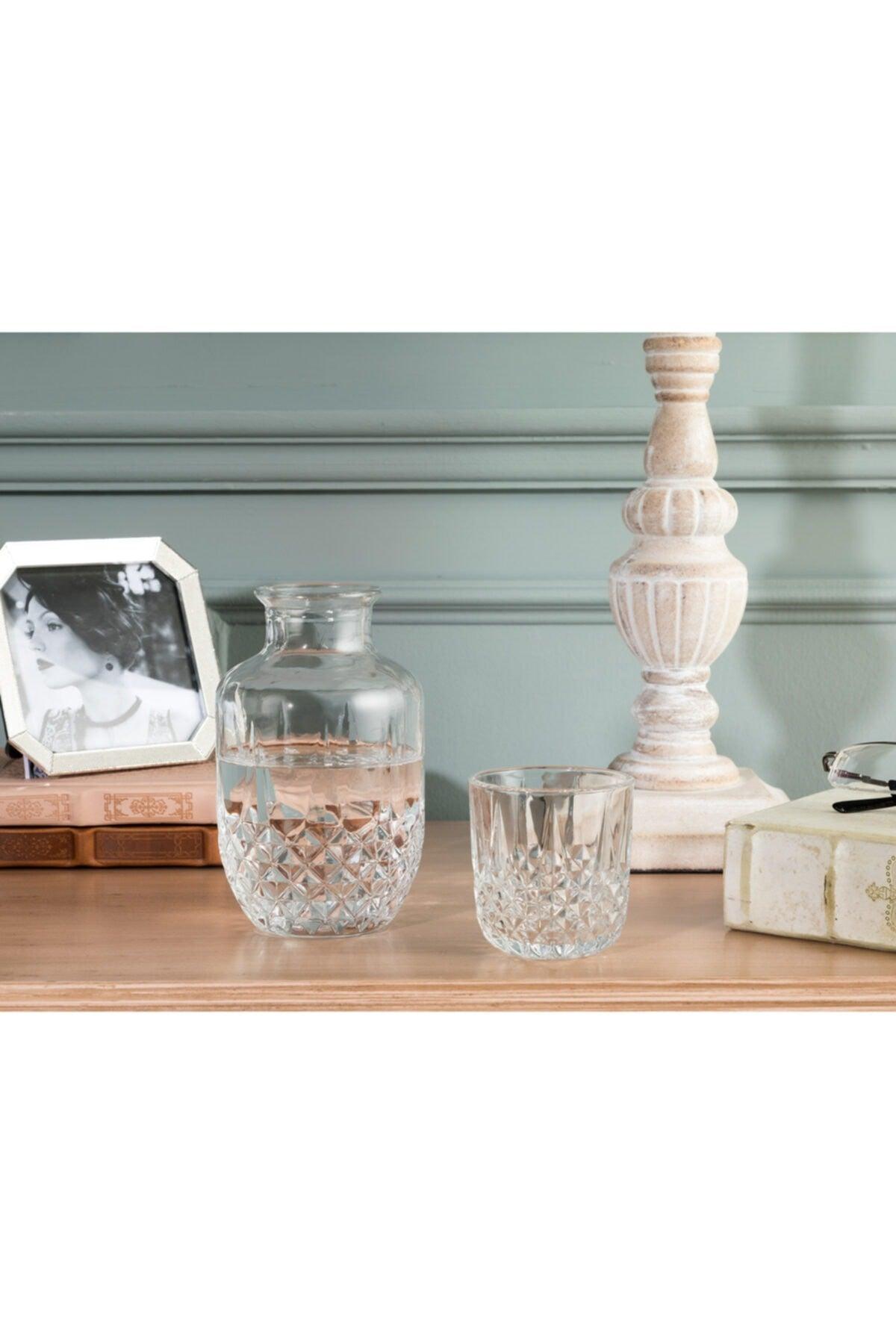 Audrey Bedside Jug / 525 ml - Swordslife